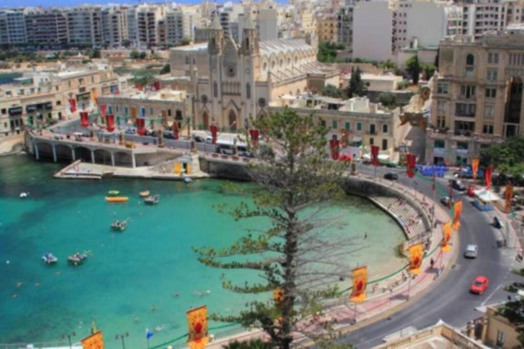 2 Bed In Heart Of St Julians - 5min From Seafront *